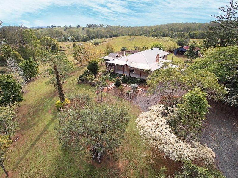 33 Kress Road, Tuchekoi QLD 4570