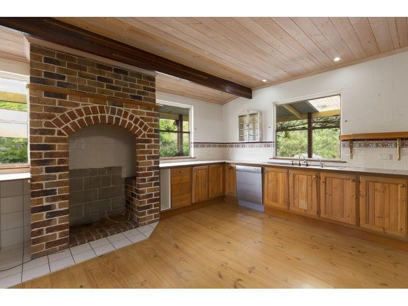 33 Kress Road, Tuchekoi QLD 4570
