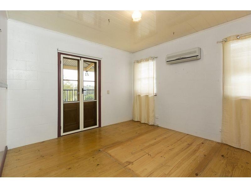 33 Kress Road, Tuchekoi QLD 4570