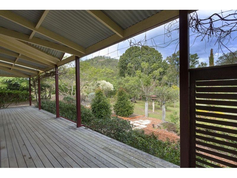 33 Kress Road, Tuchekoi QLD 4570