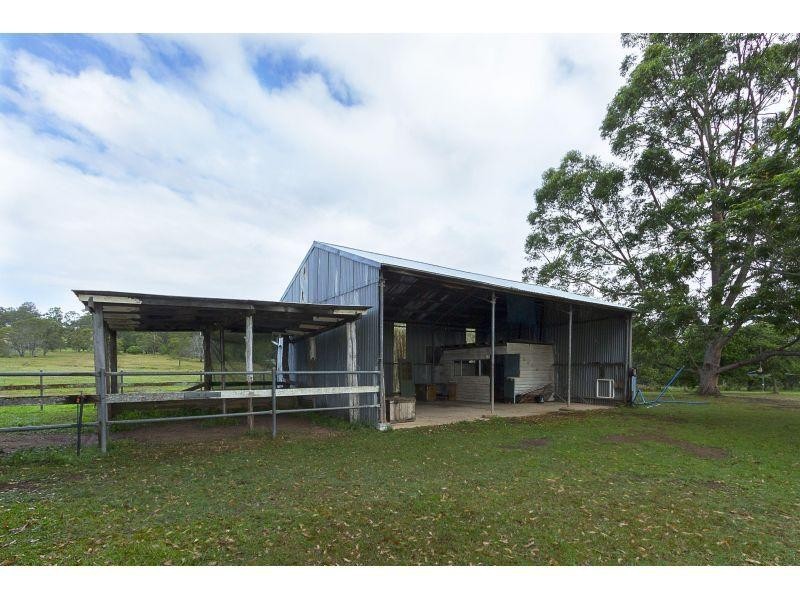 105 Poulsen Road, Carters Ridge QLD 4563