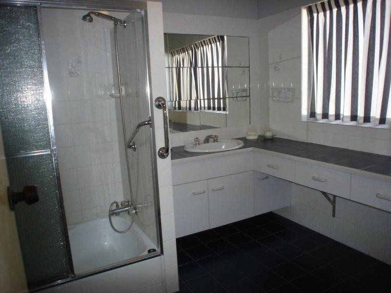 43 Urunga Parade, Boreen Point QLD 4565