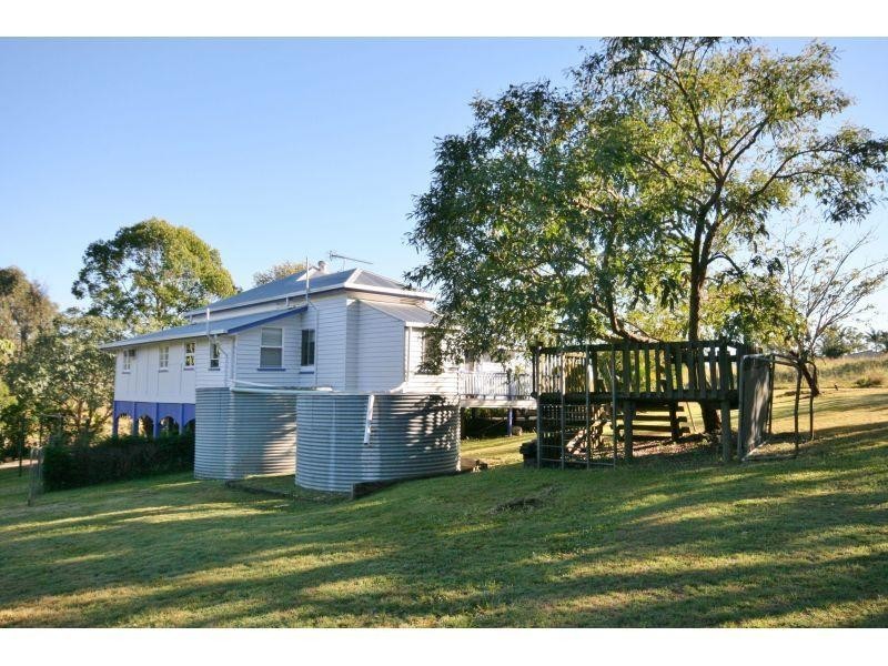 33 Lagoon Pocket Road, Long Flat QLD 4570