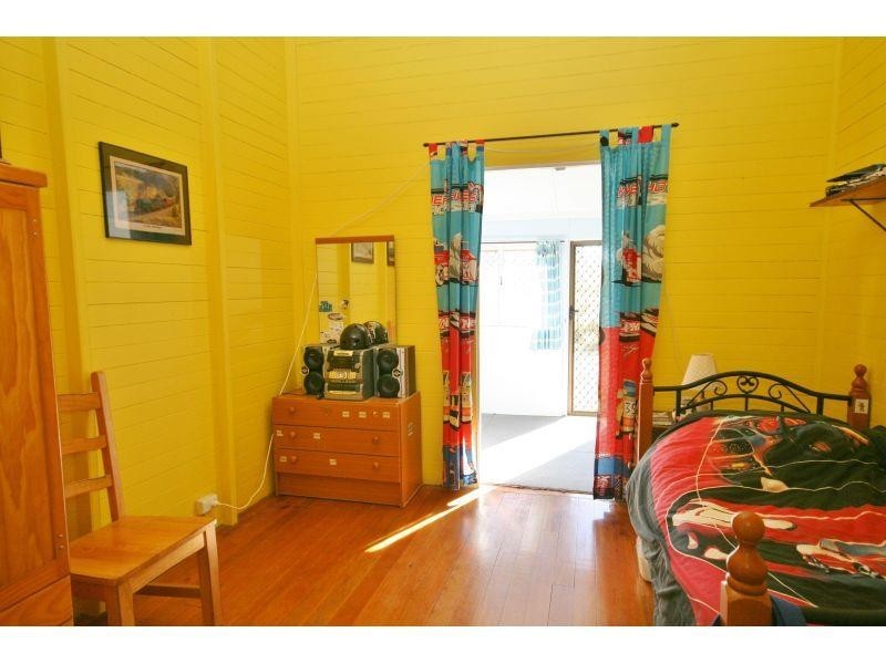 33 Lagoon Pocket Road, Long Flat QLD 4570