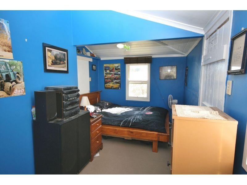 33 Lagoon Pocket Road, Long Flat QLD 4570