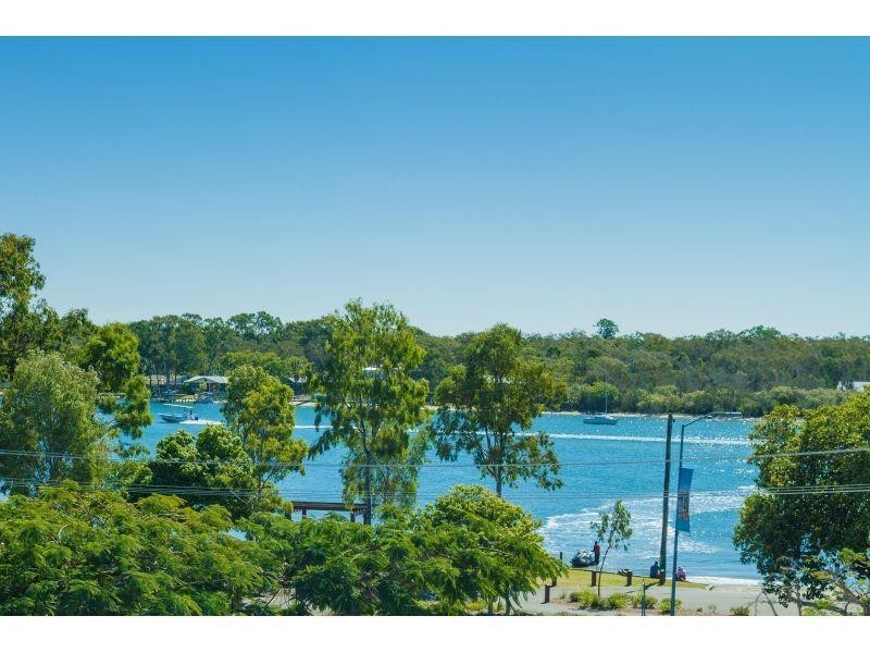 24 & 25/9 Albert Street, Noosaville QLD 4566