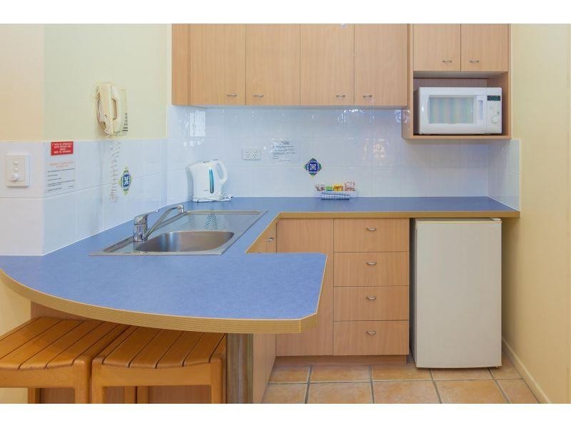 24 & 25/9 Albert Street, Noosaville QLD 4566