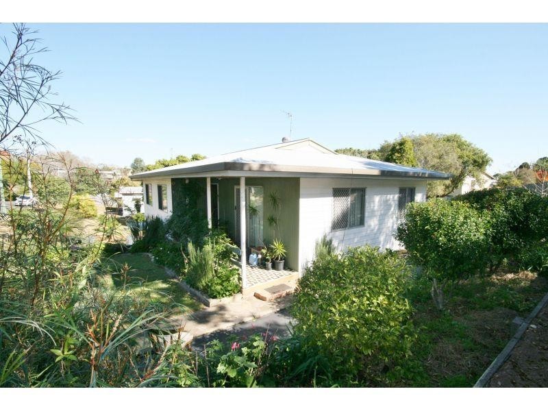 4 Randall Street, Gympie QLD 4570