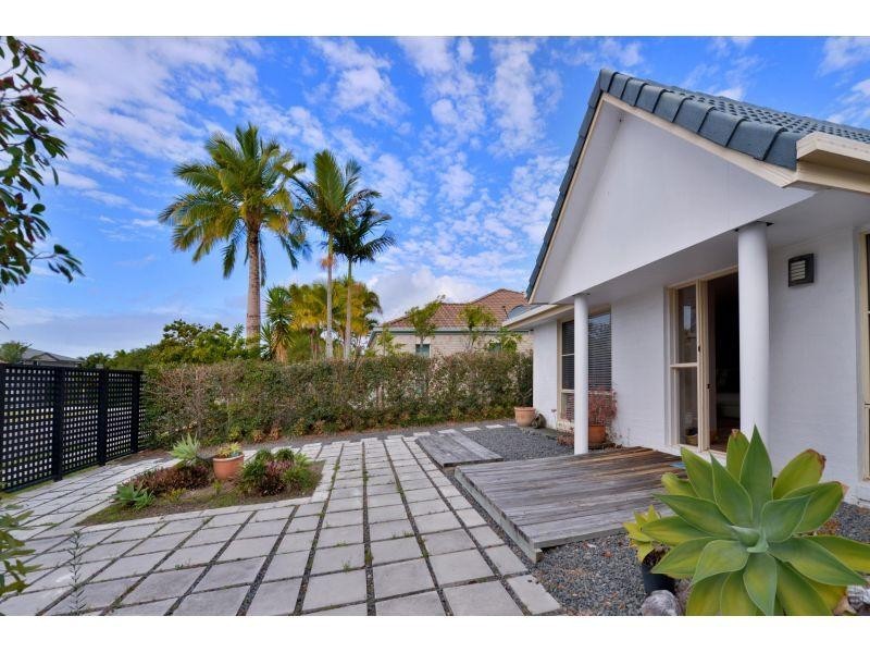 66 Shorehaven Drive, Noosaville QLD 4566