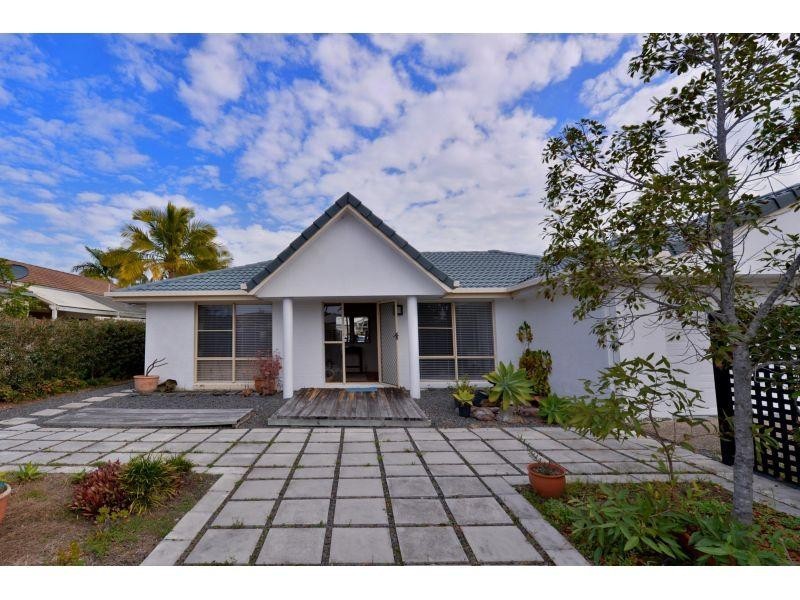 66 Shorehaven Drive, Noosaville QLD 4566