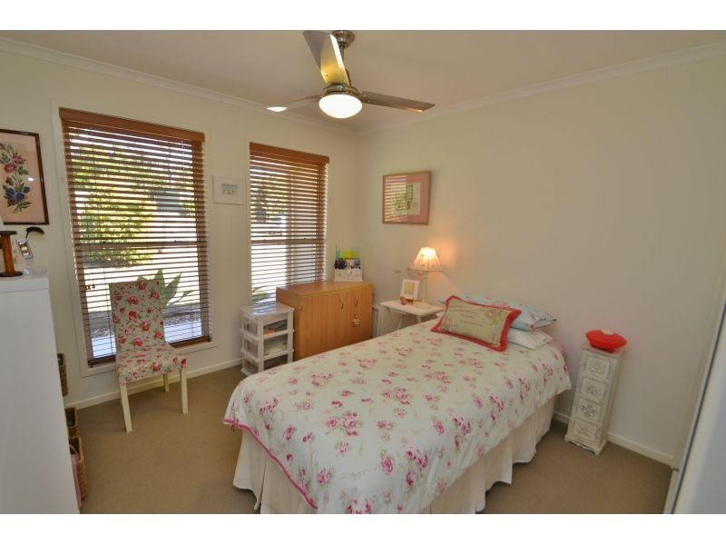 10 Jasmine Avenue, Southside QLD 4570