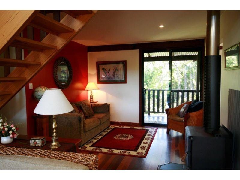 24  Smiths Road, Tinbeerwah QLD 4563