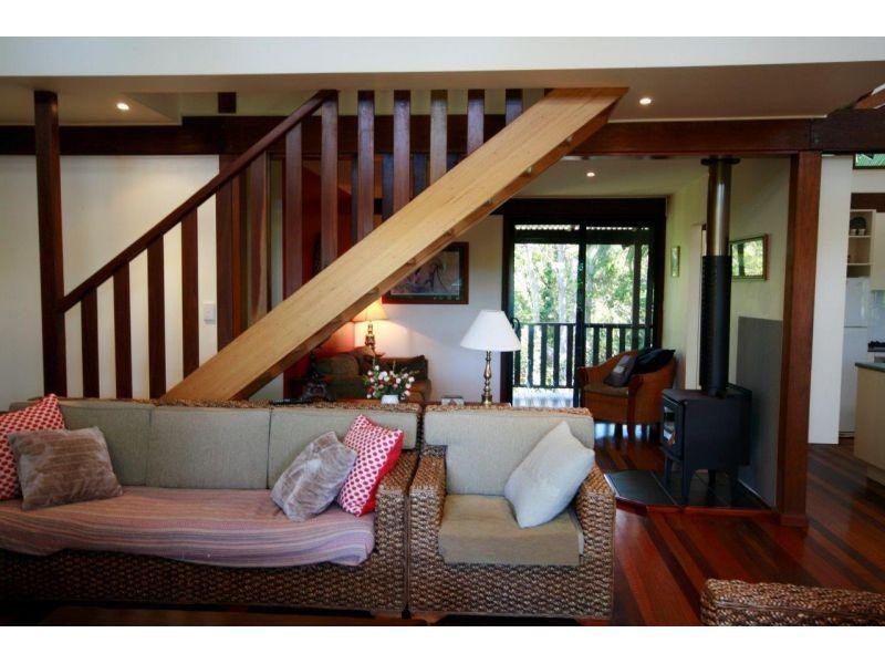 24  Smiths Road, Tinbeerwah QLD 4563
