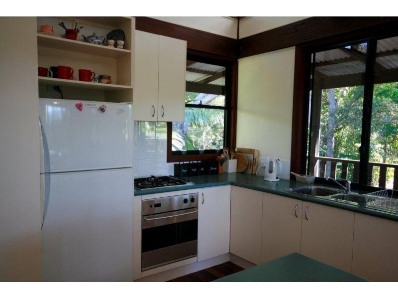 24  Smiths Road, Tinbeerwah QLD 4563