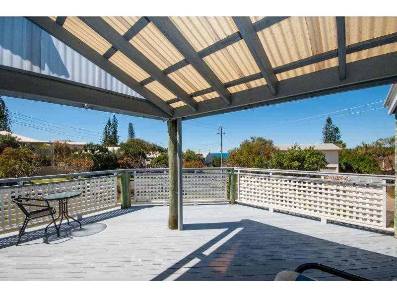 2 Orient Drive, Sunrise Beach QLD 4567