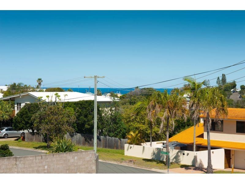 2 Orient Drive, Sunrise Beach QLD 4567