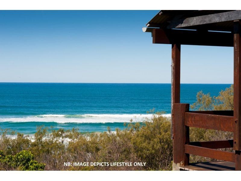 2 Orient Drive, Sunrise Beach QLD 4567