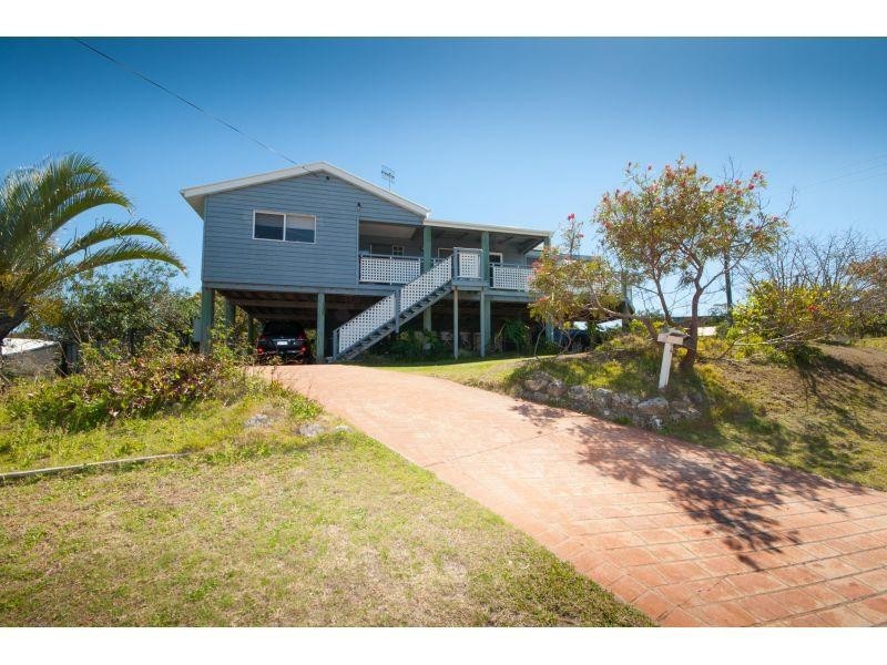2 Orient Drive, Sunrise Beach QLD 4567