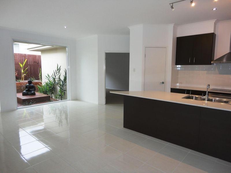 33 Jacksonia Place, Noosaville QLD 4566