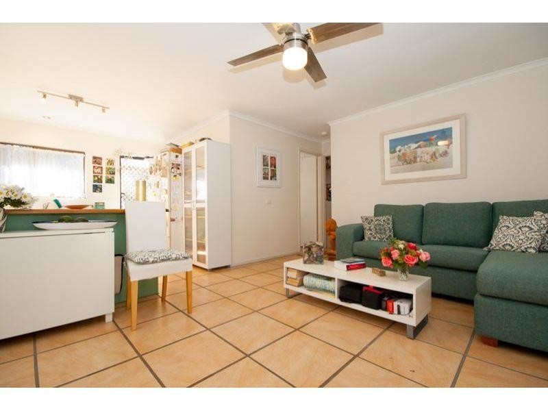 2 / 35 Toolar Street, Tewantin QLD 4565