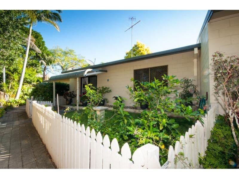 2 / 35 Toolar Street, Tewantin QLD 4565