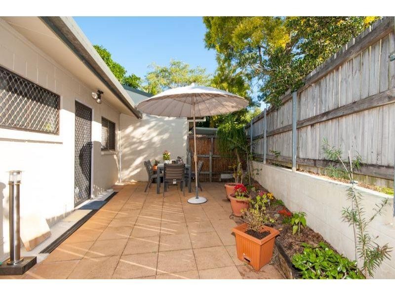 2 / 35 Toolar Street, Tewantin QLD 4565