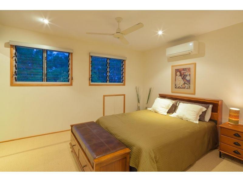 27 Creek Road, Noosaville QLD 4566