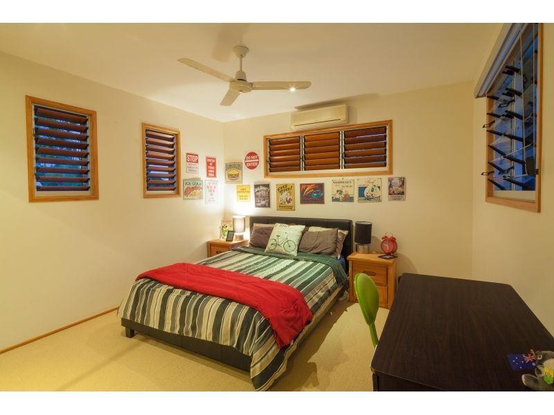 27 Creek Road, Noosaville QLD 4566