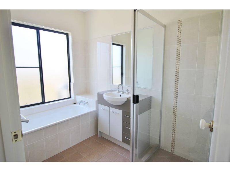 62  Fairway Drive, Gympie QLD 4570