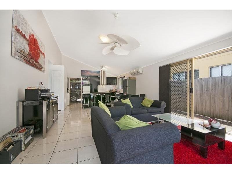 1/37-39 Thomas Street, Noosaville QLD 4566