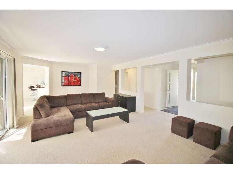 39 Julienne Street, Southside QLD 4570