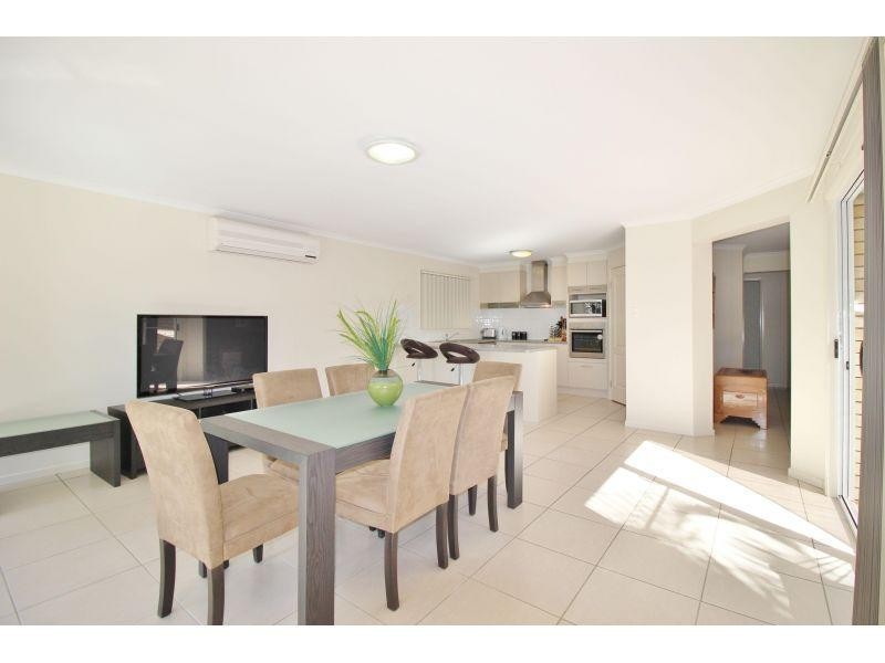 39 Julienne Street, Southside QLD 4570