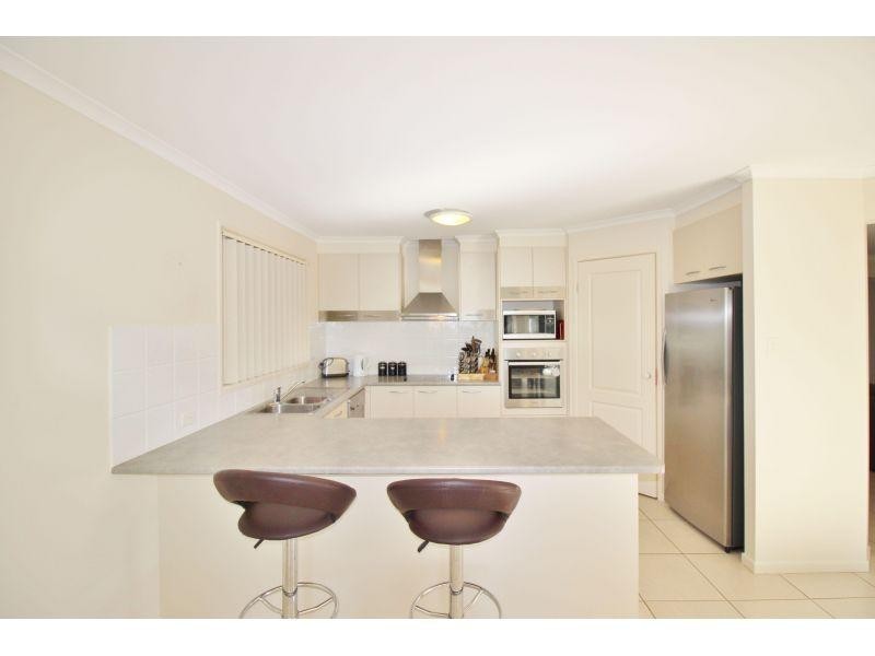 39 Julienne Street, Southside QLD 4570