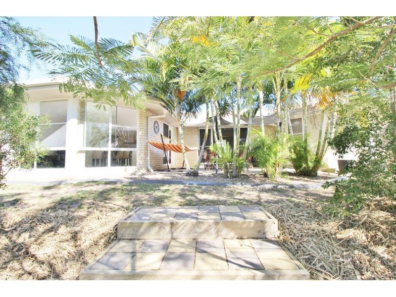 39 Julienne Street, Southside QLD 4570
