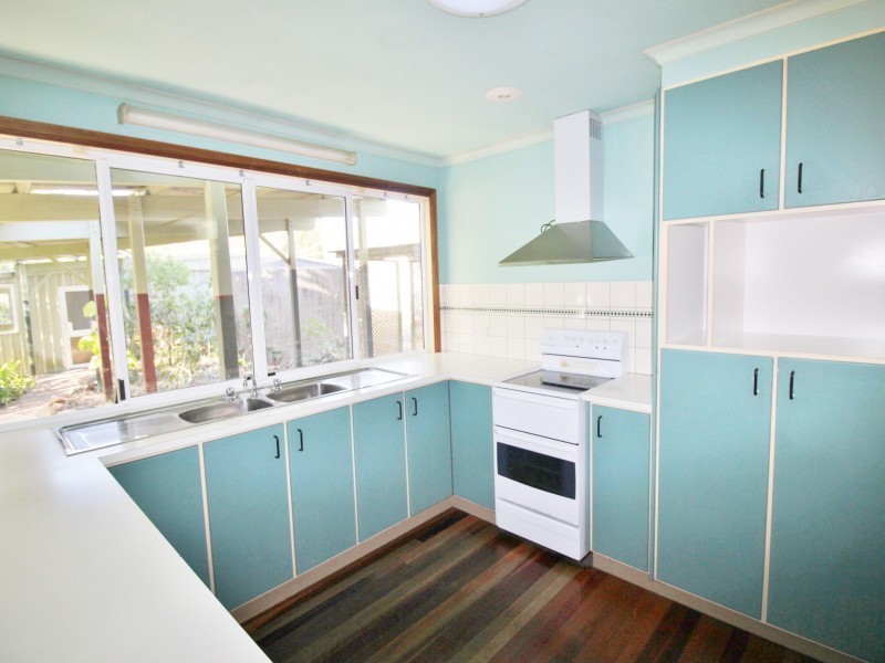 98 Bill James Road, Chatsworth QLD 4570