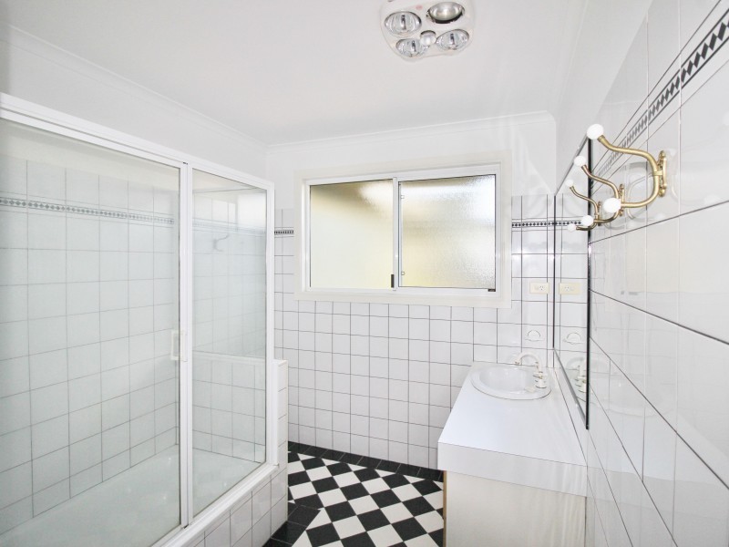 98 Bill James Road, Chatsworth QLD 4570