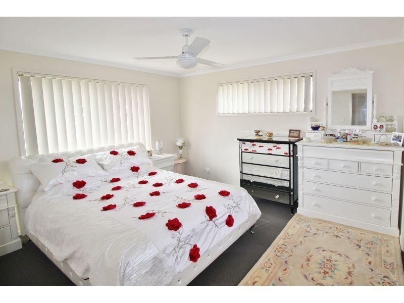 18 St Andrews Crescent, Gympie QLD 4570