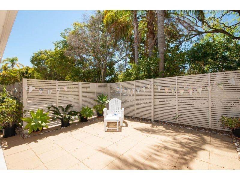 1/8 Woorookool Place, Noosaville QLD 4566