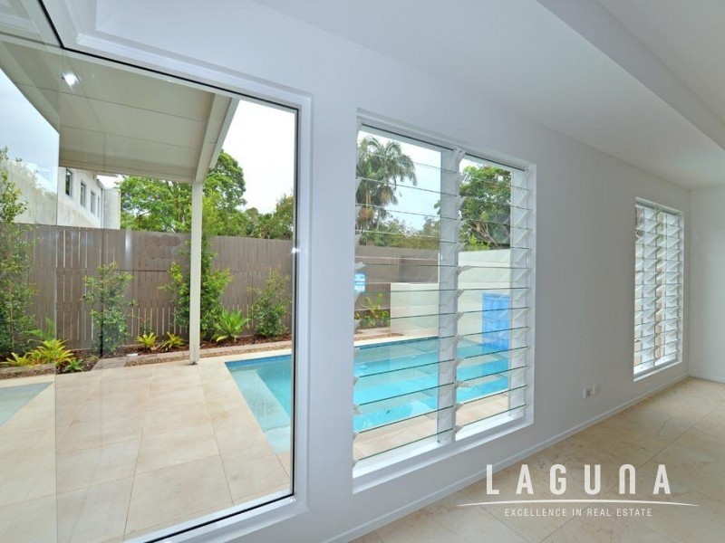 1/33 Edward Street, Noosaville QLD 4566