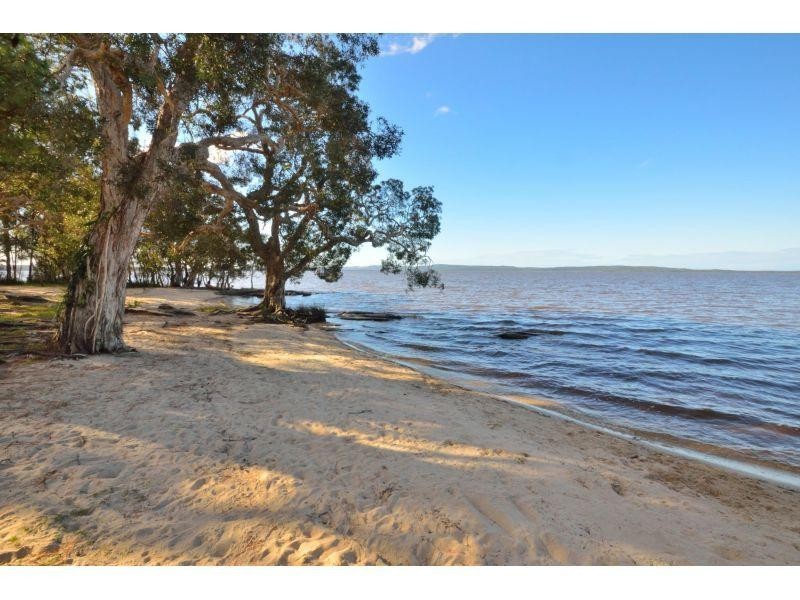 7 Laguna St, Boreen Point QLD 4565