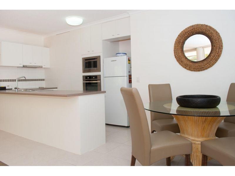 6/140 Noosa Parade, Noosaville QLD 4566