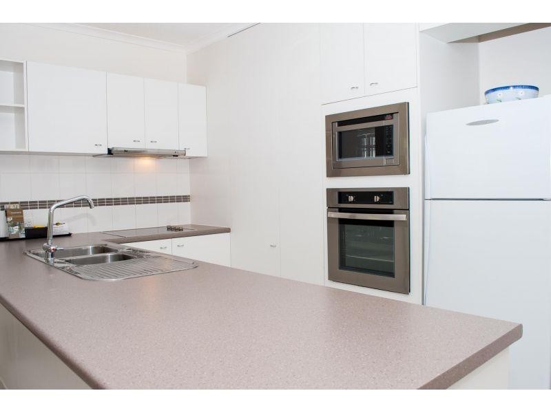 6/140 Noosa Parade, Noosaville QLD 4566