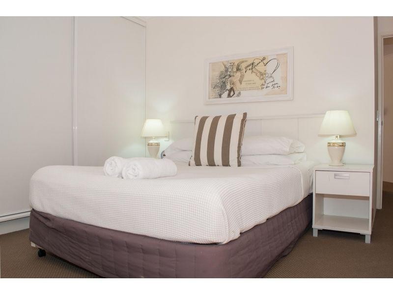 6/140 Noosa Parade, Noosaville QLD 4566