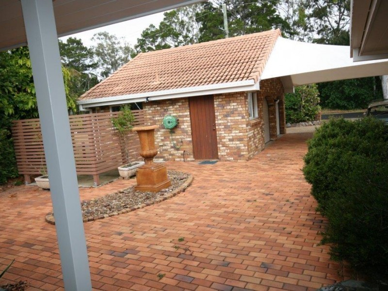 16 Esplanade, Tin Can Bay QLD 4580