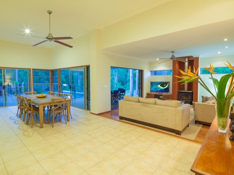 22 Tingara Court, Tewantin QLD 4565