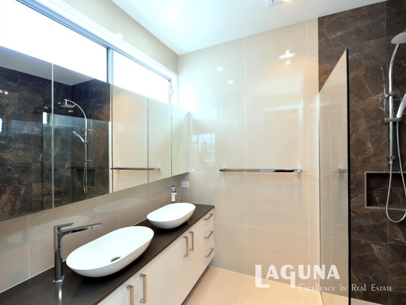 41 Elizabeth St, Noosaville QLD 4566