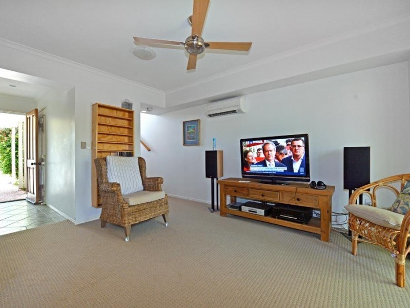 7/1 Beacon Court, Sunrise Beach QLD 4567