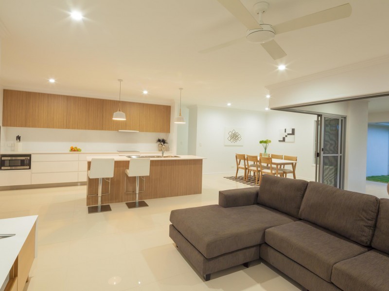 49 Retreat Crescent, Yandina QLD 4561