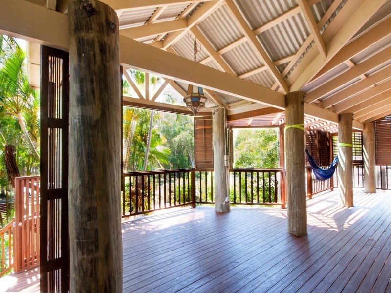 95 Lake Weyba Drive, Noosaville QLD 4566