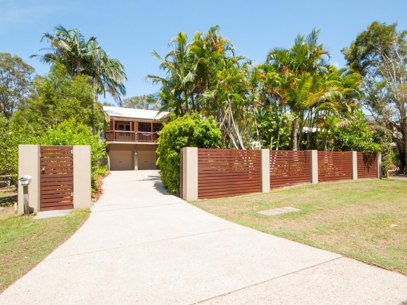 95 Lake Weyba Drive, Noosaville QLD 4566